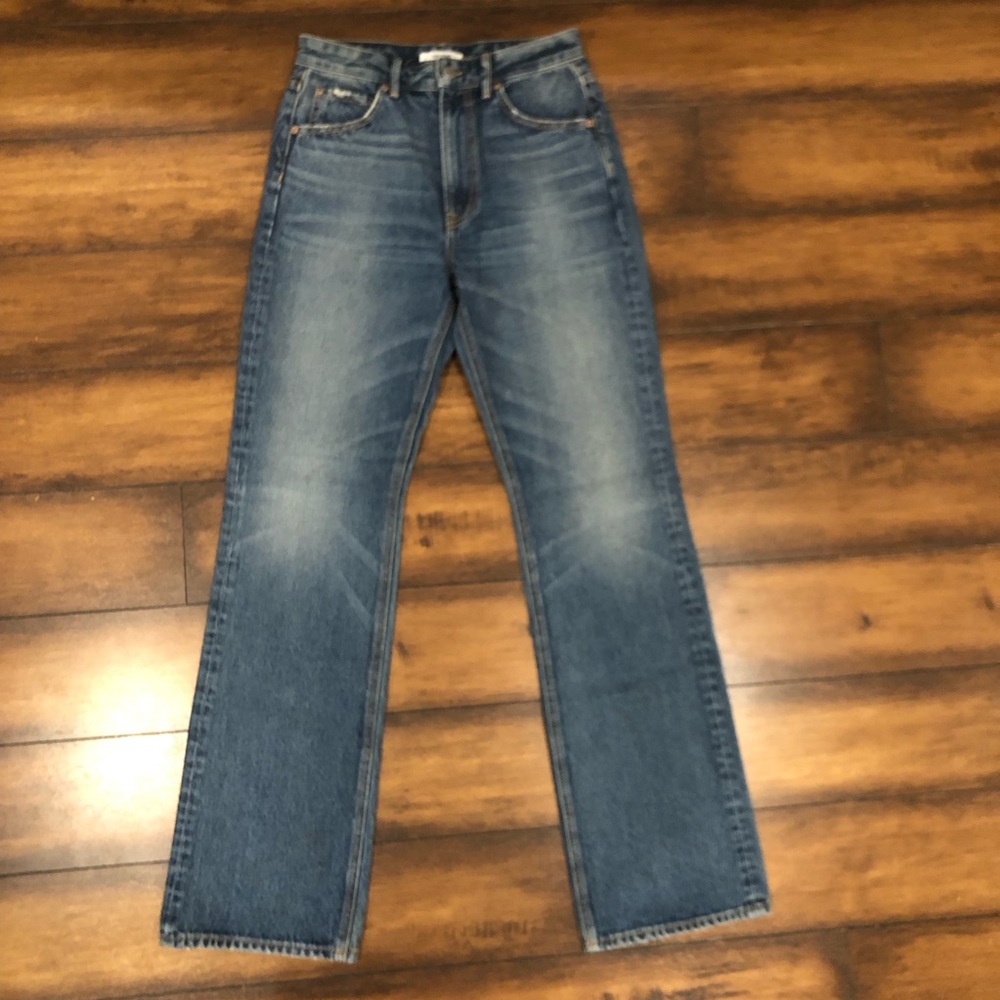 GRLFRND Melanie Bootcut Jeans